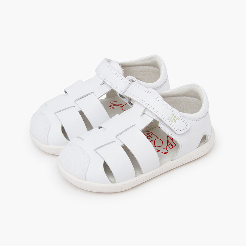 Krabben Sandalen
