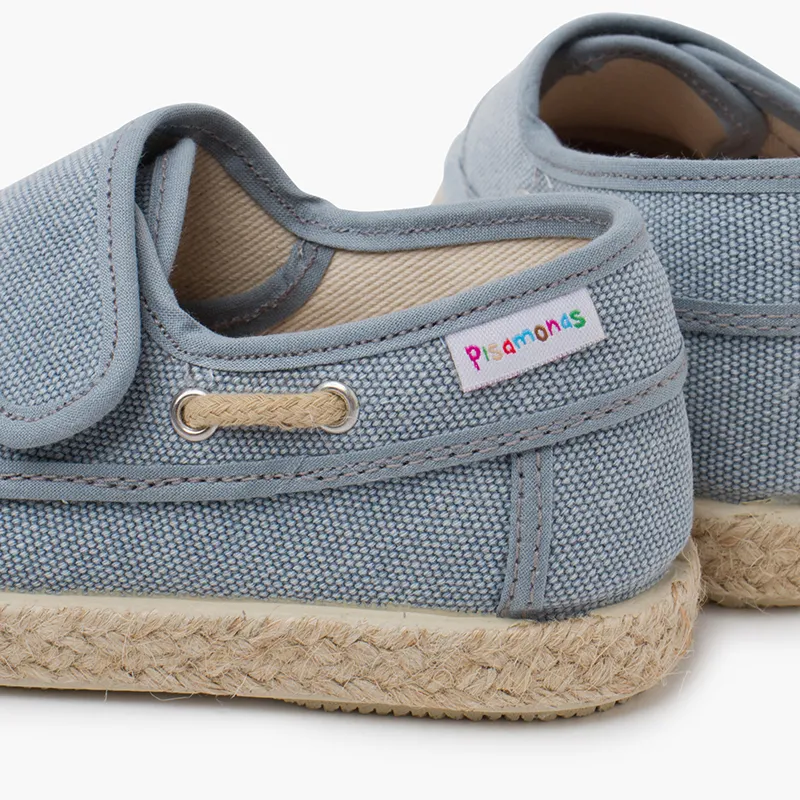 SCHNURRUNDUMFÜHRUNG AM SCHUH