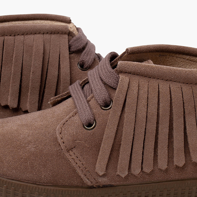 FRANSEN UND SCHNÜRUNG