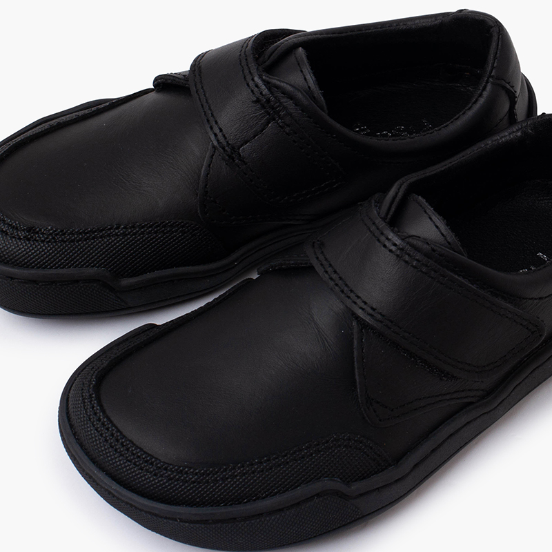 BARFUSS-SCHULSCHUHE