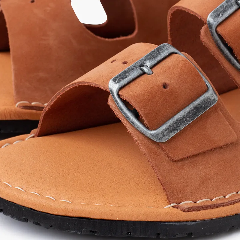 BAREFOOT SOMMER